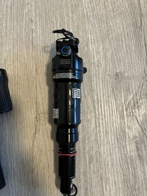 Prodám Rock Shox SIDLuxe Select+ / 190x45