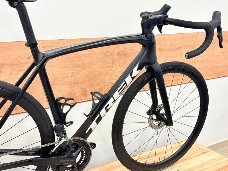 Trek Emonda sl6 pro Di2 karbonová kola