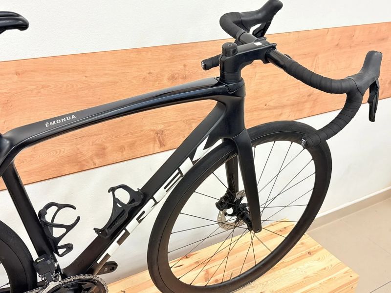 Trek Emonda sl6 pro Di2 karbonová kola