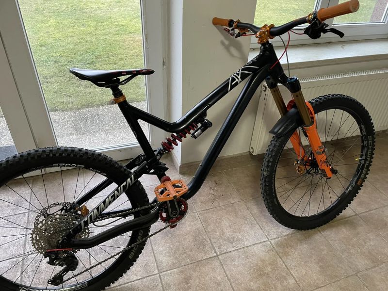 Commencal Meta AM V4.2