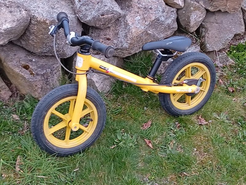 Odrážedlo Azub Leftik