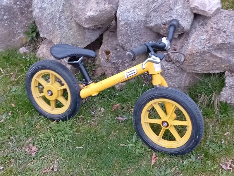 Odrážedlo Azub Leftik