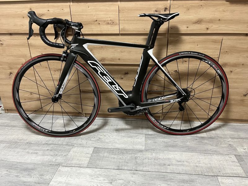 Felt AR3 - Aero karbonové silniční kolo