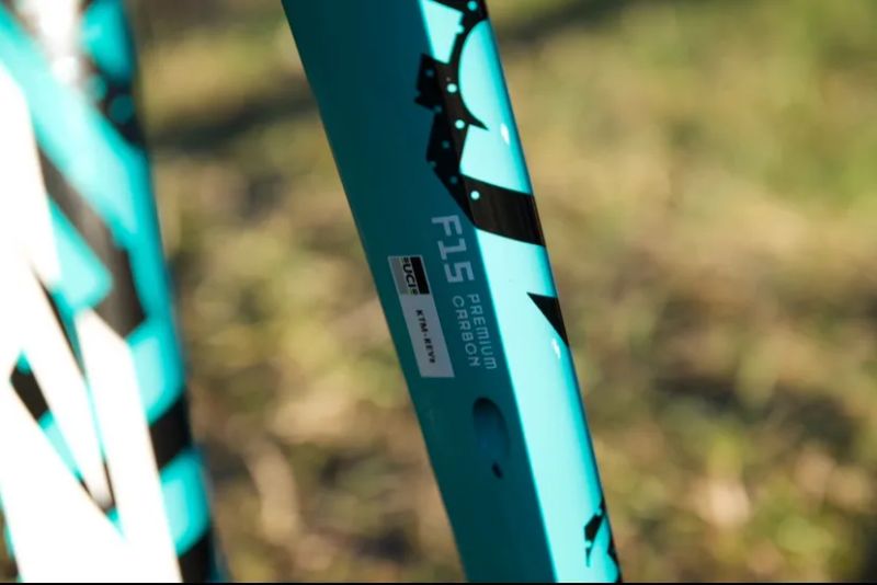 KTM Revelator Alto team vel.57