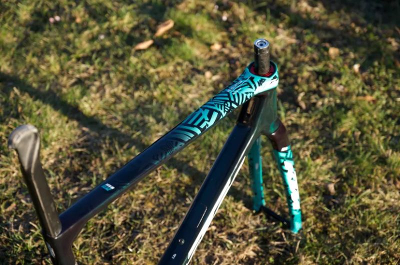 KTM Revelator Alto team vel.57