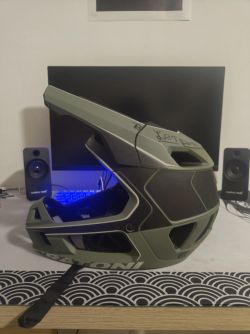 cratoni interceptor 2.0 - Zelená