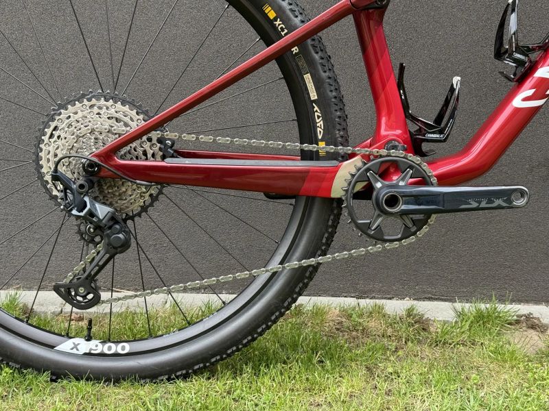 Canyon Lux World Cup CF 6