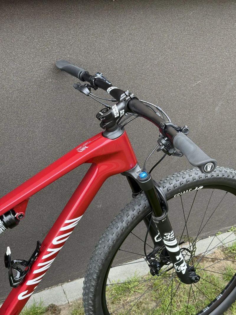 Canyon Lux World Cup CF 6