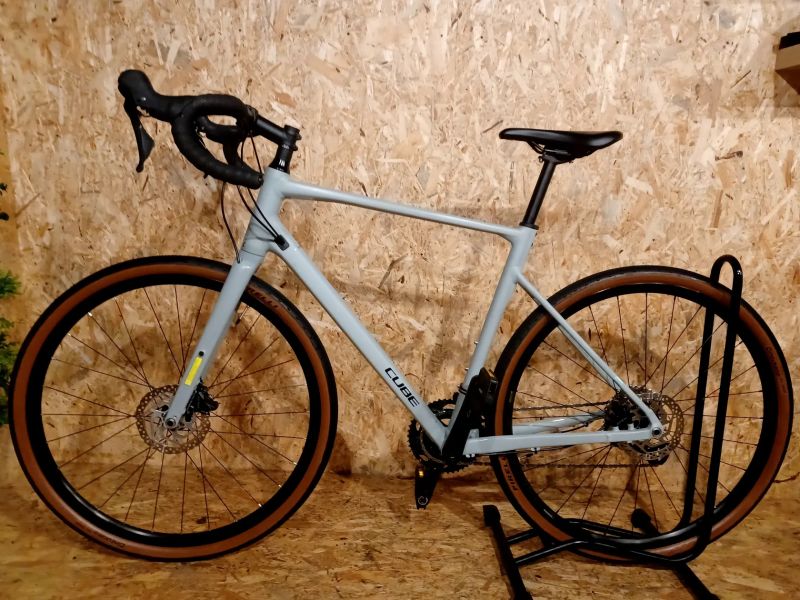 Cube gravel NUROAD RACE haze gloss 2025, velikost rámu L
