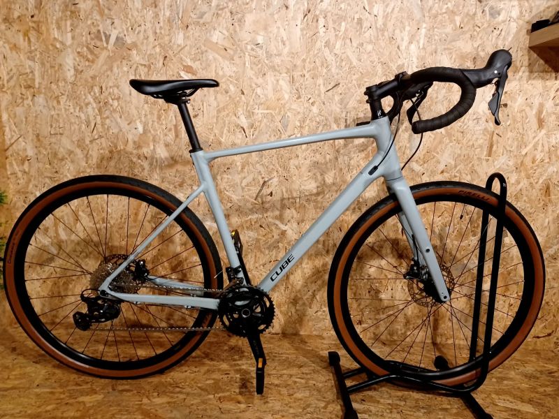 Cube gravel NUROAD RACE haze gloss 2025, velikost rámu L