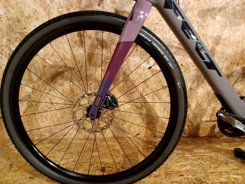 Gravel FELT BREED Advanced GRX 610, velikost M 