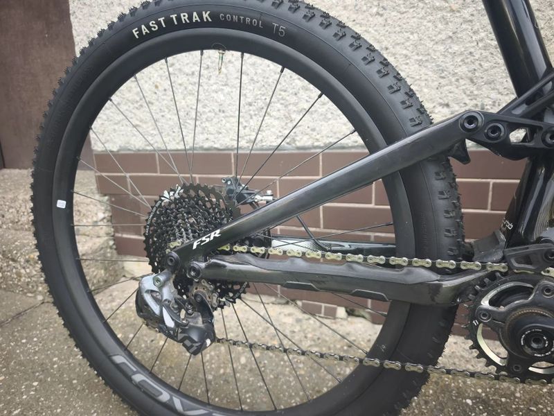 Elektrokolo Specialized Turbo Levo sl, karbonová kola, axs