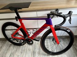 Canyon Aeroad CF SLX 7 Disc eTap