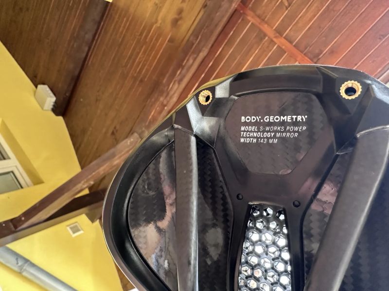 Cyklistické sedlo Mirror Power S-works 143mm