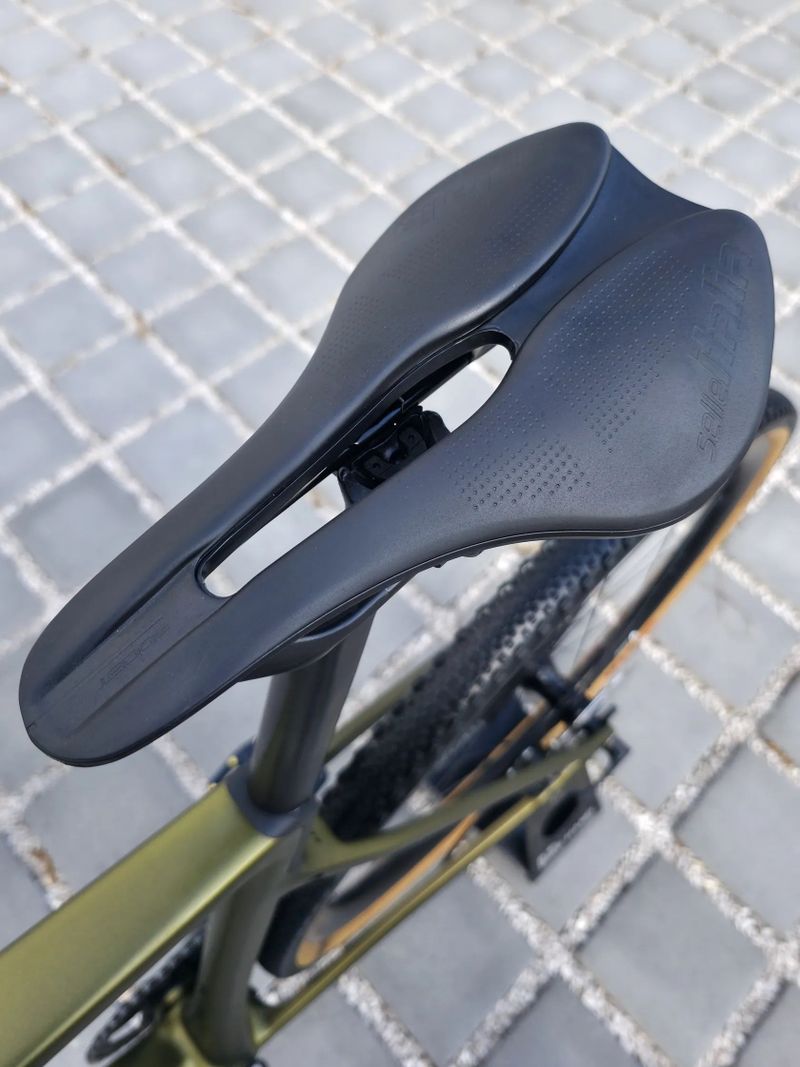 Gravel Rose Backroad Carbon GRX 2021 velikost M