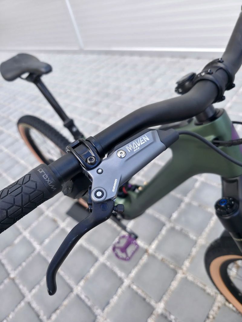 Elektrokolo Specialized Turbo Kenevo SL 2 Expert AXS Transmission Carbon 2025 - 29″ velikost M