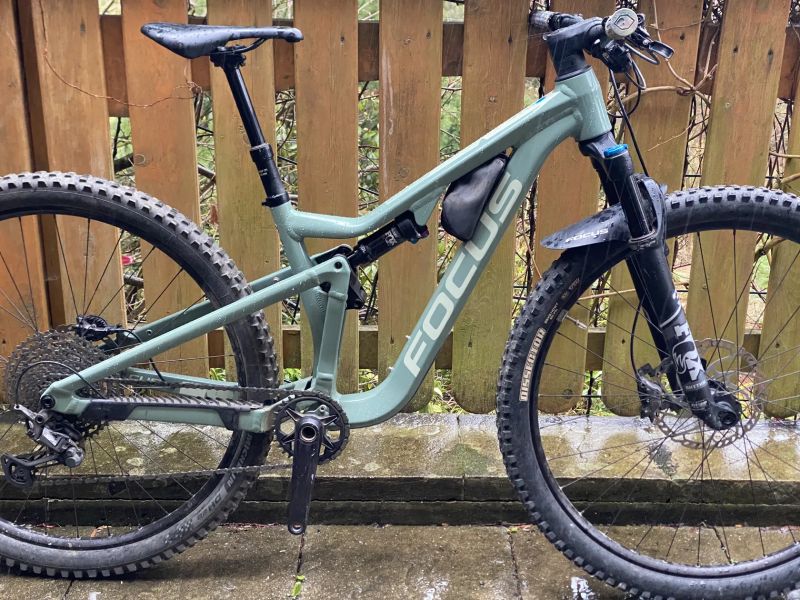 Focus Thron 6.9 vel. S, shimano XT Fox Float