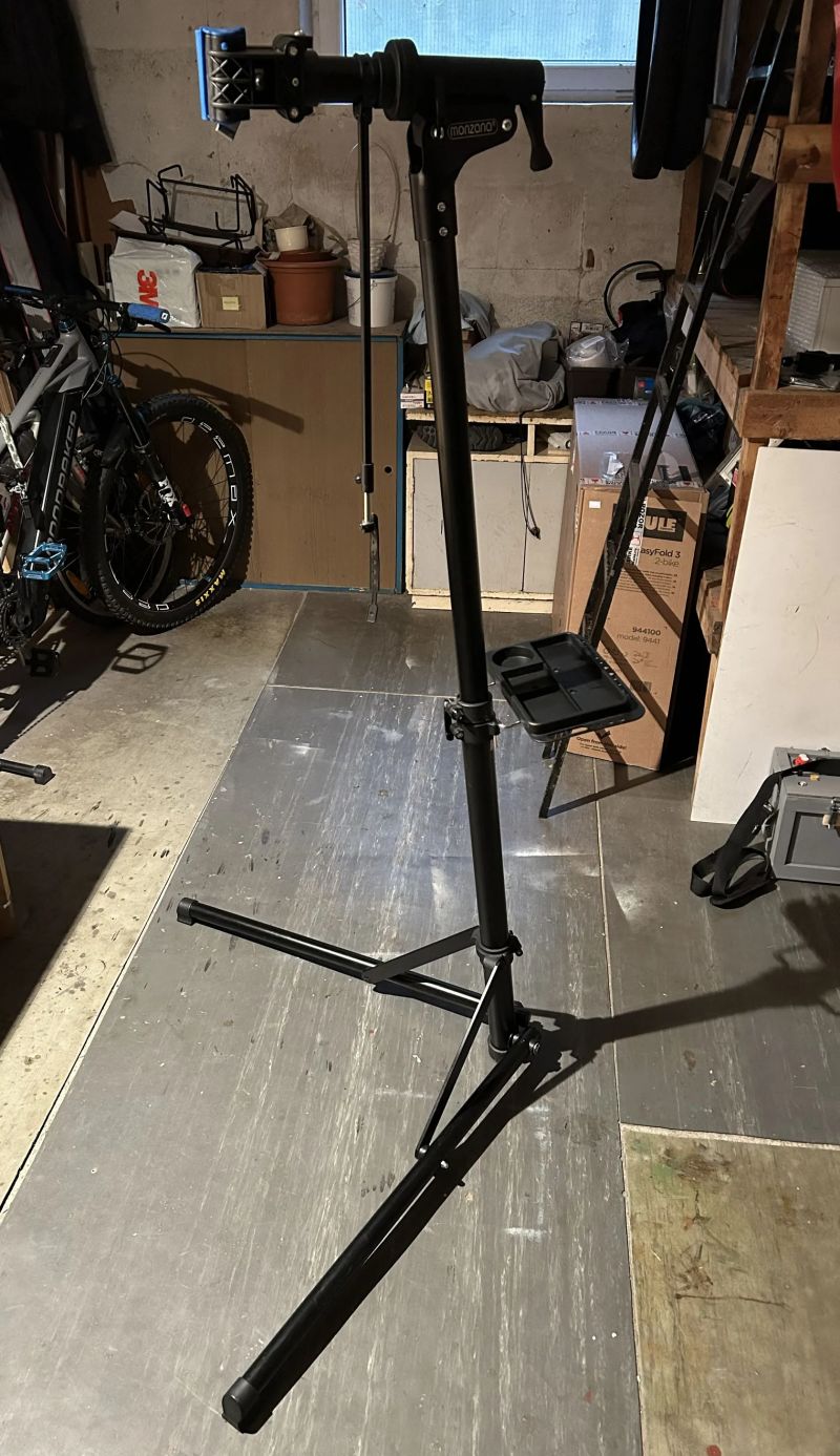 Montážní stojan na elektrokola do 50 kg