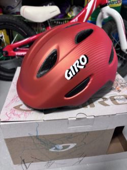 dětská helma Giro Scamp S