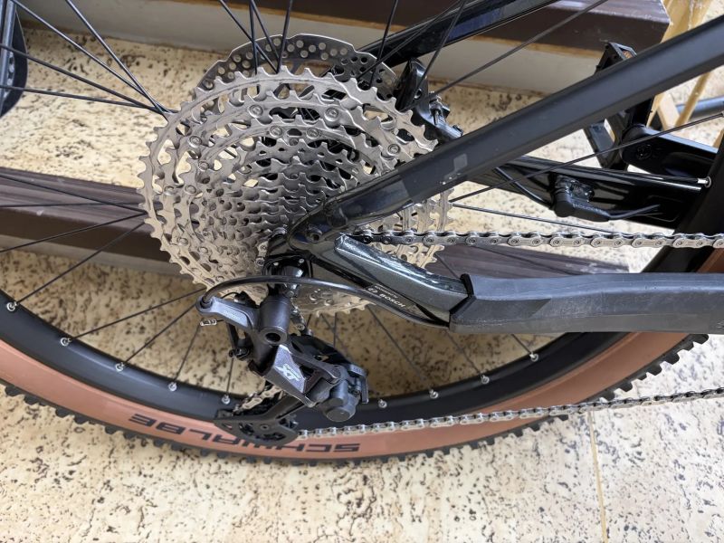 Cube CUBE REACTION HYBRID RACE 625