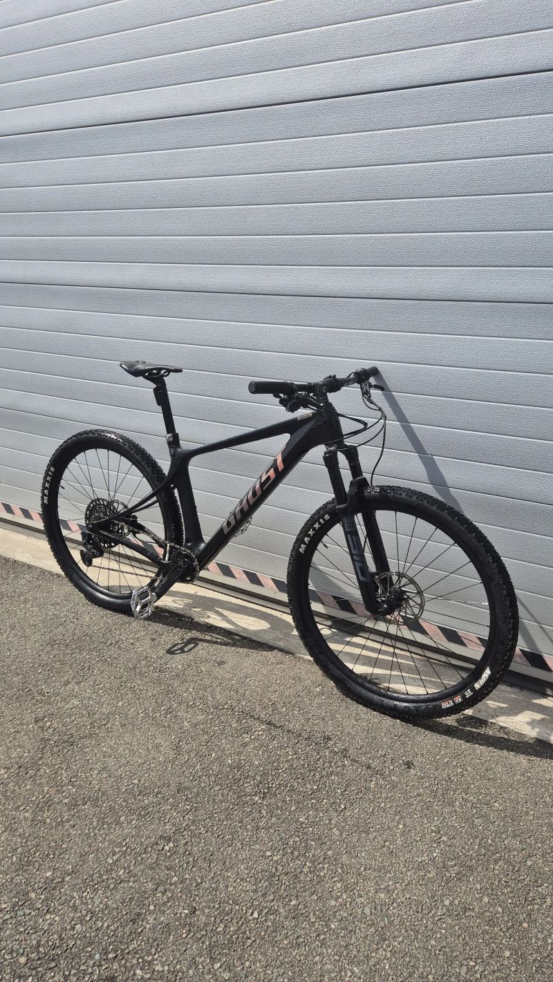 Ghost Lector replica L carbon