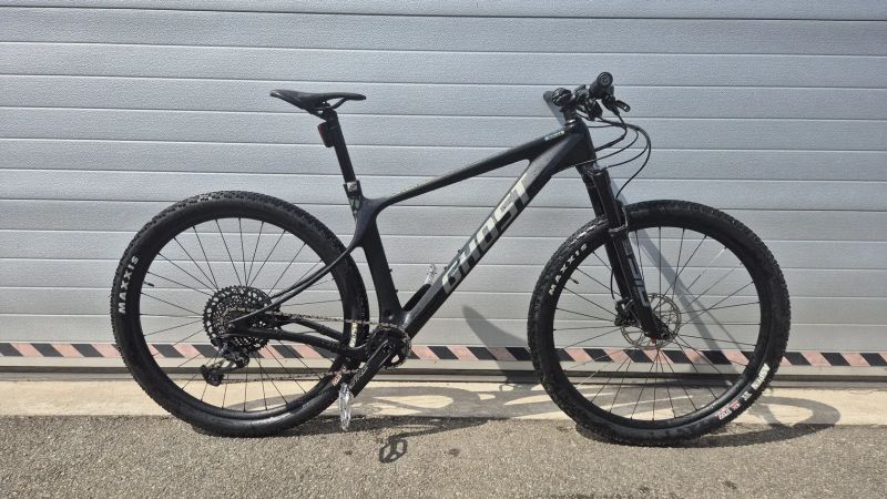 Ghost Lector replica L carbon