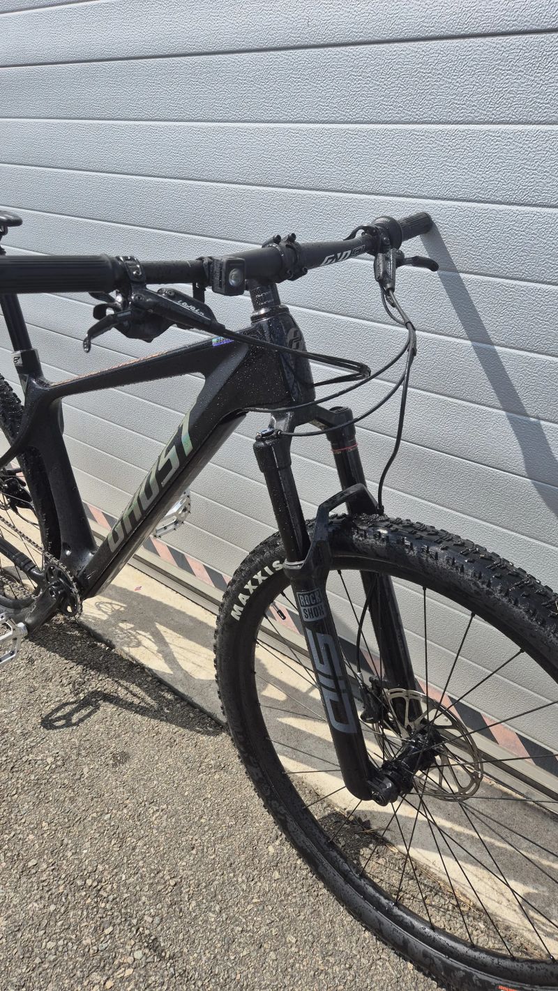 Ghost Lector replica L carbon