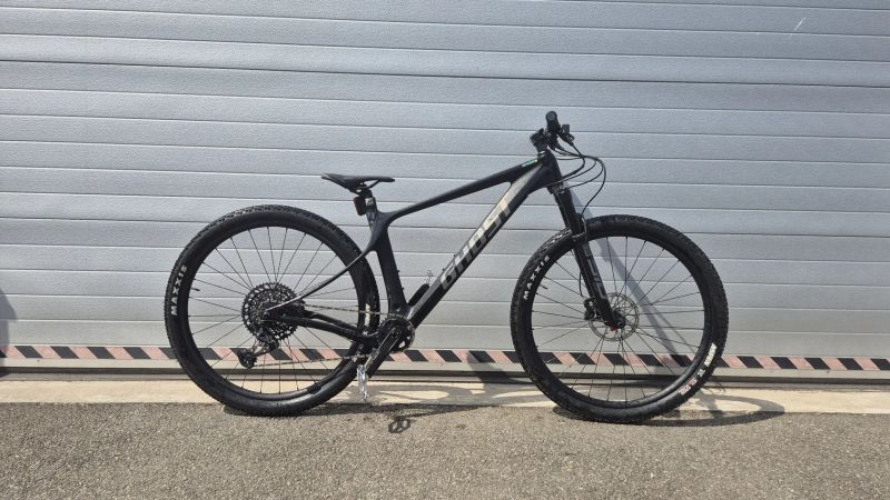 Ghost Lector replica L carbon