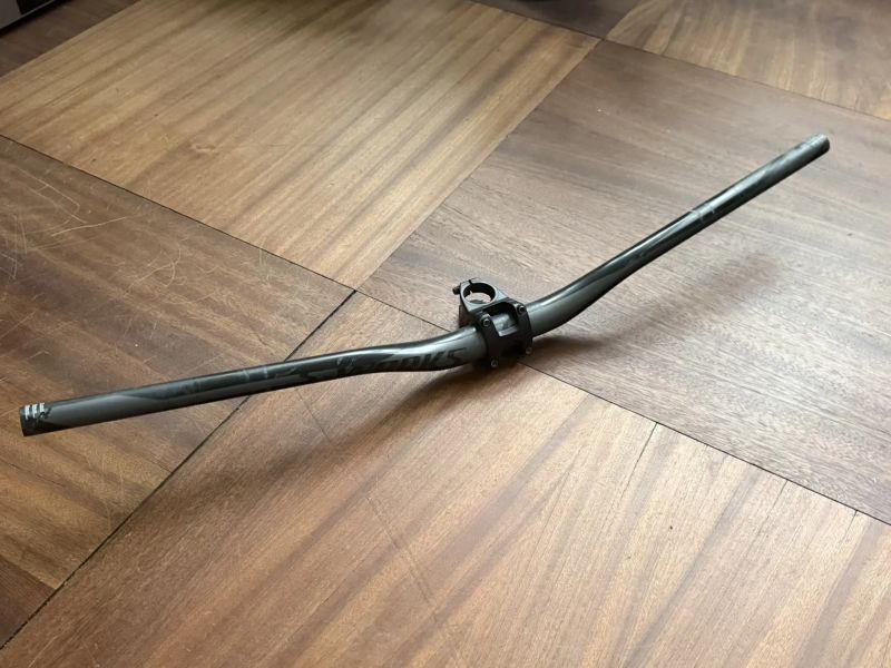 Specialized s-works karbonová řidítka a představec