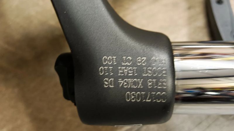 Vidlice 100mm Boost Fox RockShox SANTOUR 