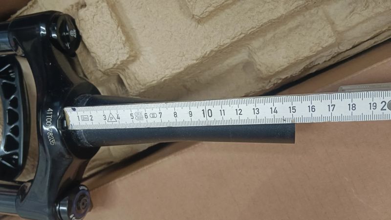 Vidlice 100mm Boost Fox RockShox SANTOUR 