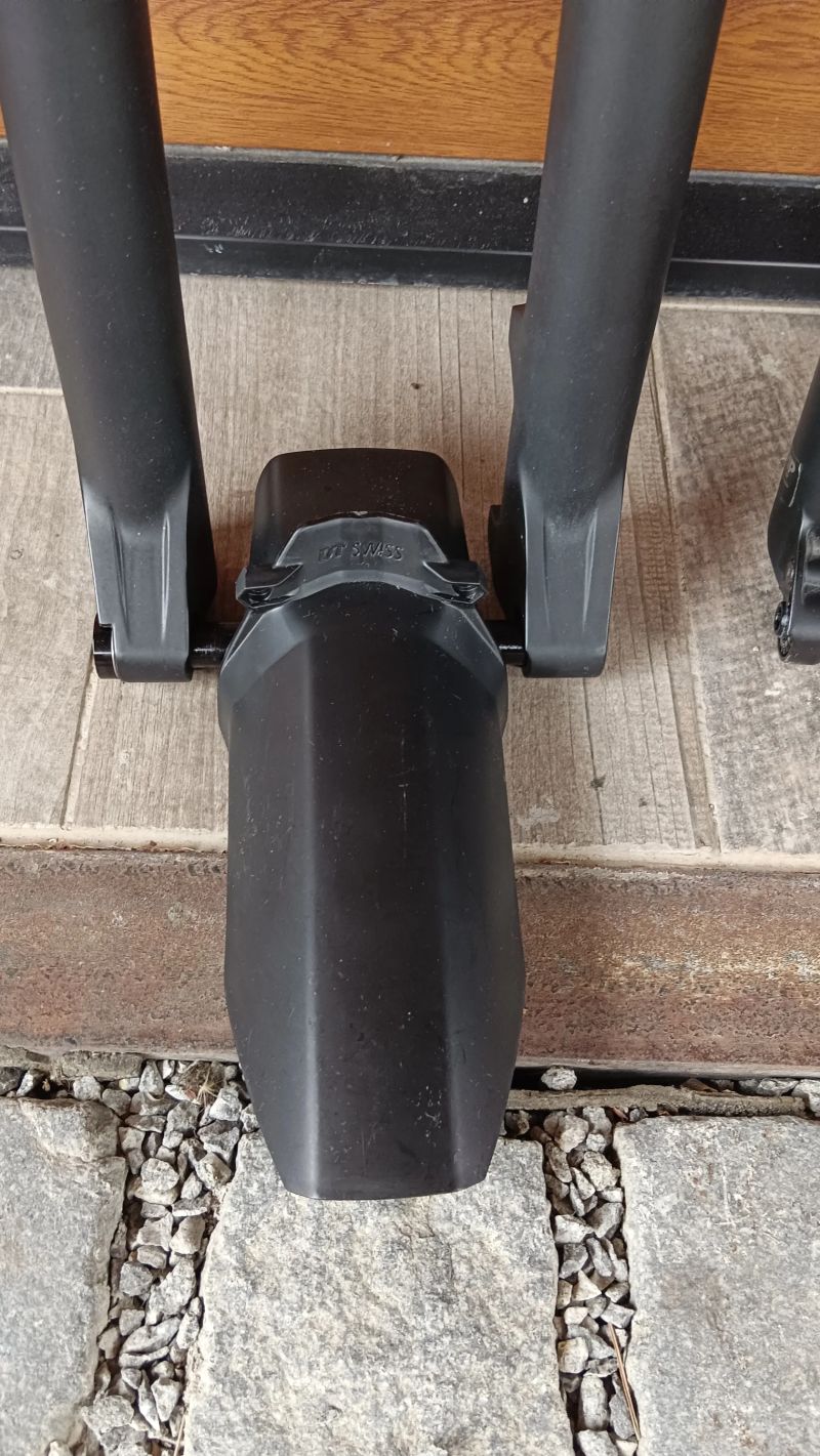 vidlice 120mm Boost Fox DTswiss RockSchox 