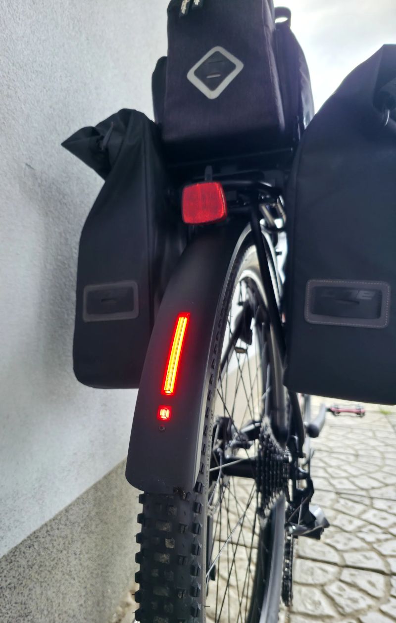 Elektrokolo Rock Machine Storm INT e90‑29" Touring 2022 500Wh – velikost L / Top stav