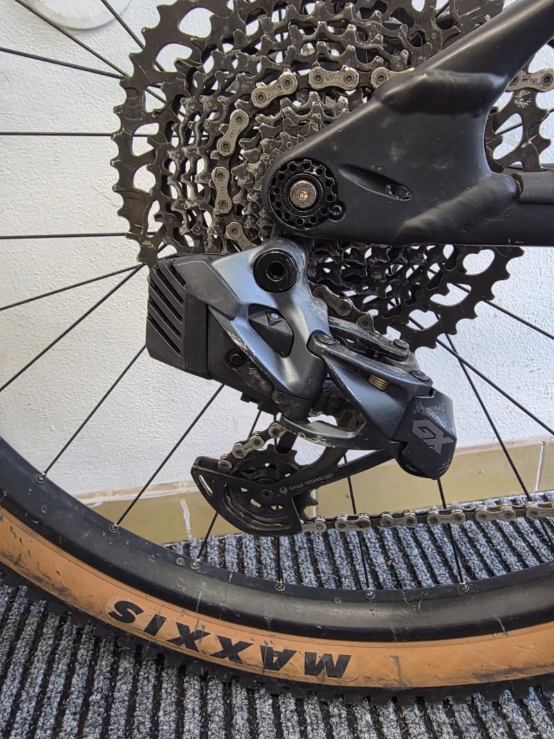 KTM SCARP MT ELITE AXS