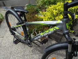 Rock Machine Manhattan 26"