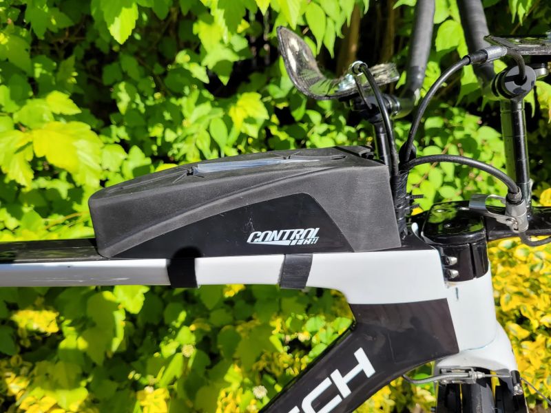 Triatlonové kolo (koza), ráfkové brzdy, 2x11 rychlostí, 80mm karbonová kola a karbonový disk