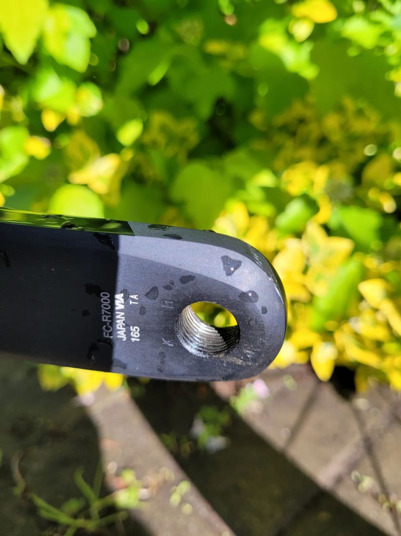 Triatlonové kolo (koza), ráfkové brzdy, 2x11 rychlostí, 80mm karbonová kola a karbonový disk