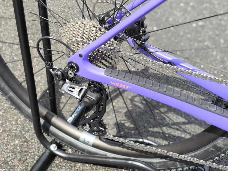 !!!NOVÝ!!! Karbonový gravel Megamo West 15 - Malva. Shimano GRX, vel. M a L