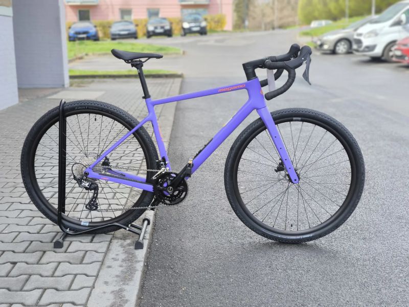 !!!NOVÝ!!! Karbonový gravel Megamo West 15 - Malva. Shimano GRX, vel. M a L