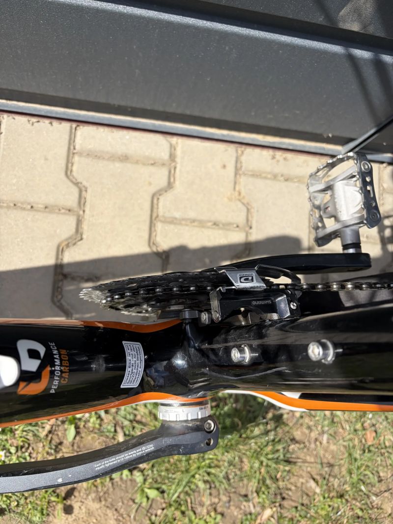 KTM Toryn Master, karbon, váha 10,5 kg