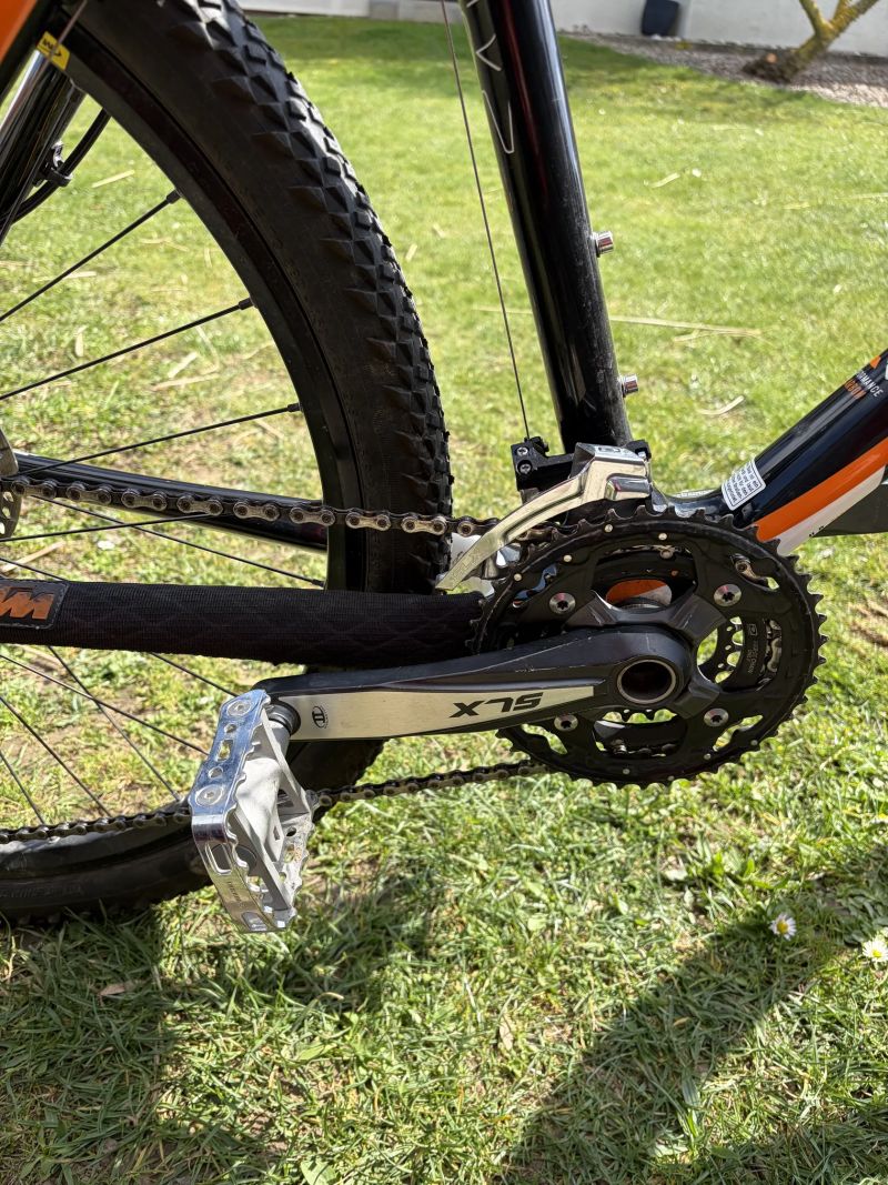 KTM Toryn Master, karbon, váha 10,5 kg