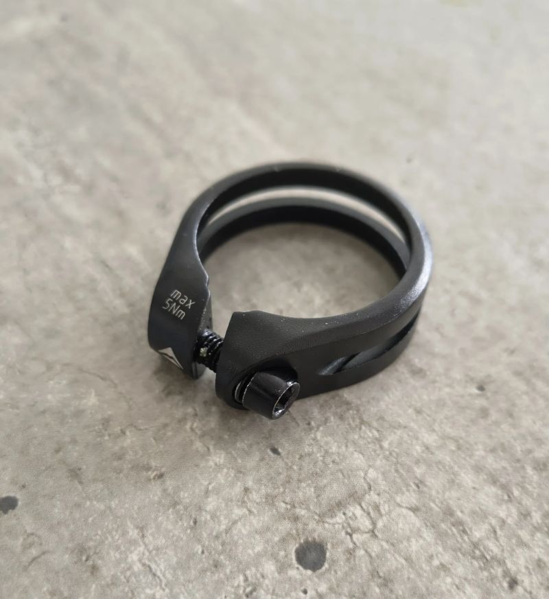 Sedlová objímka Merida, 35mm (34.9mm)