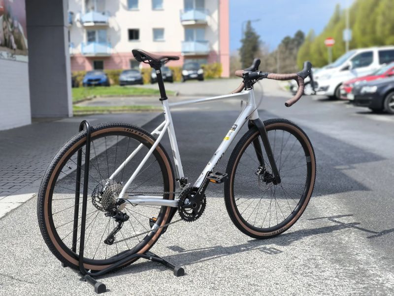 !!!NOVÝ!!! Gravel Megamo Jakar 30 - RAW, Shimano GRX, vel.L a XL