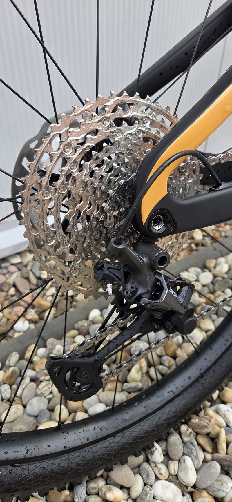 Prodám Italské kolo MTB Full Carbon COMANCHE