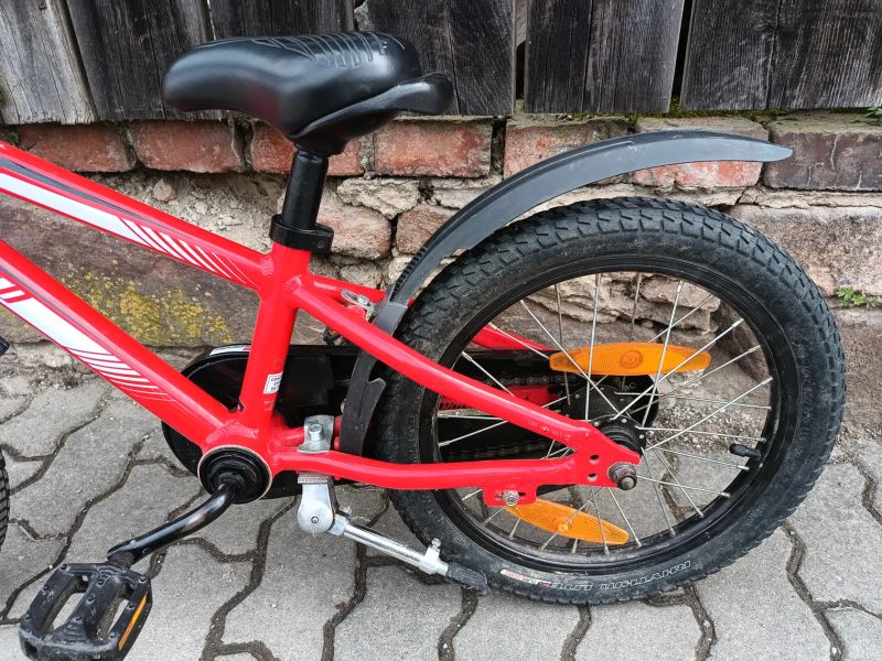 Specialized Hotrock 16
