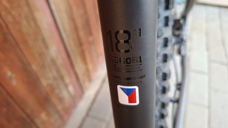  Crussis One-Largo 10.10 (900 Wh) 2025