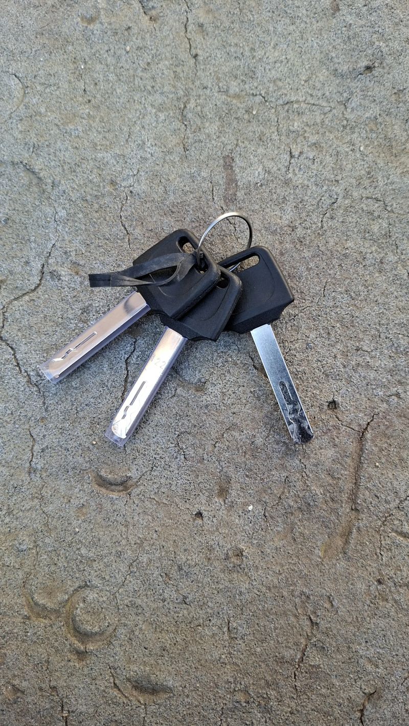  Crussis One-Largo 10.10 (900 Wh) 2025