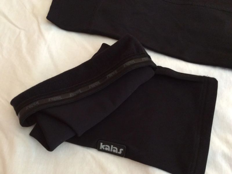 CYKLISTICKÉ NÁVLEKY + ČEPICE