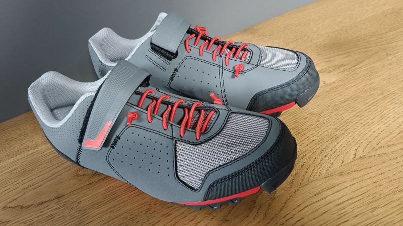 Nové nejeté cyklistické MTB boty tretry CUBE PEAK vel.39