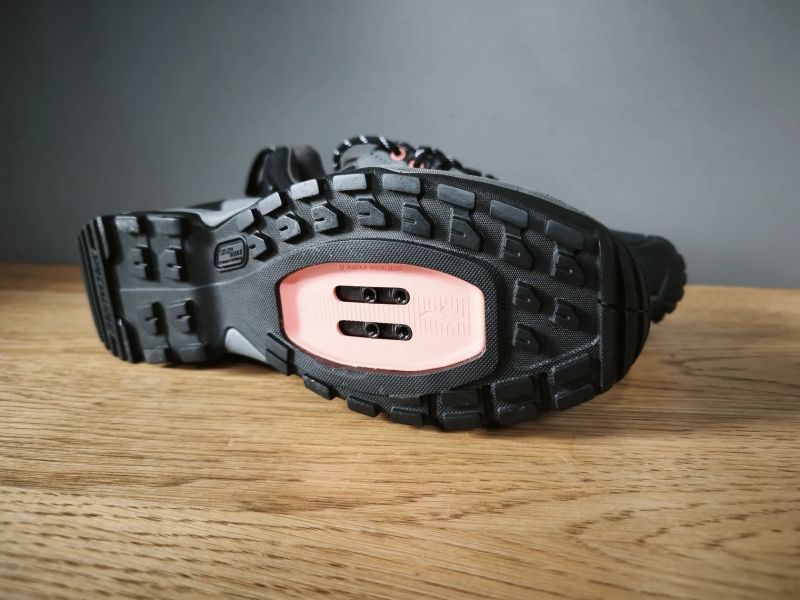 Nové nejeté cyklistické MTB boty tretry CUBE PEAK vel.39